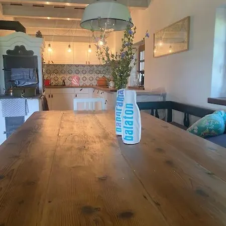 Prázdninový dům Nyuszifuelhaz Im Weinberg Mit Pool