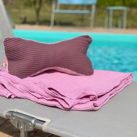 Nyuszifuelhaz Im Weinberg Mit Pool Prázdninový dům
